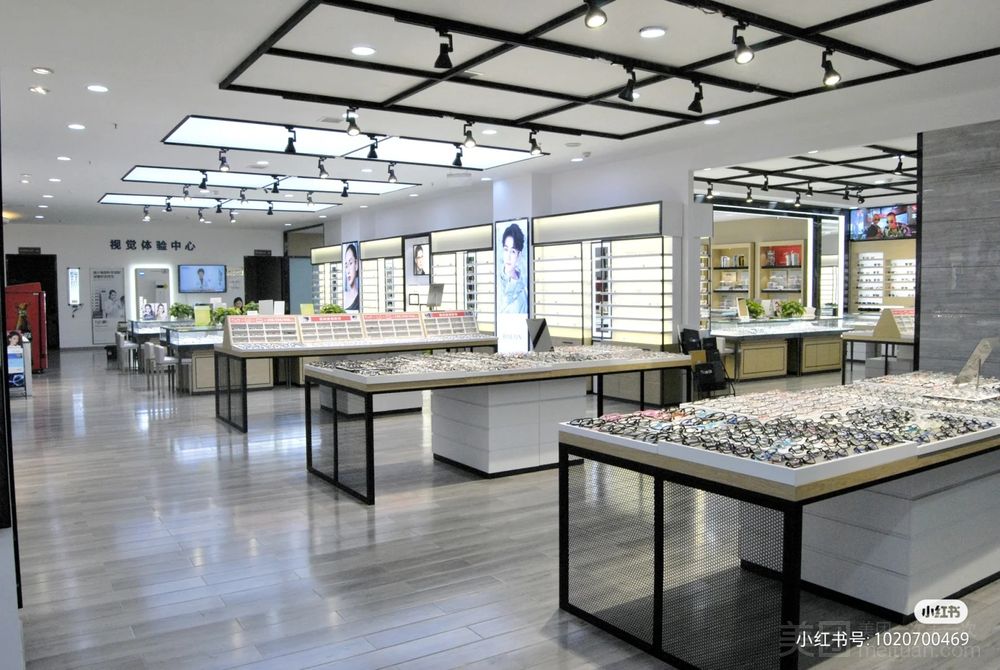 康利眼镜门店环境实拍图2